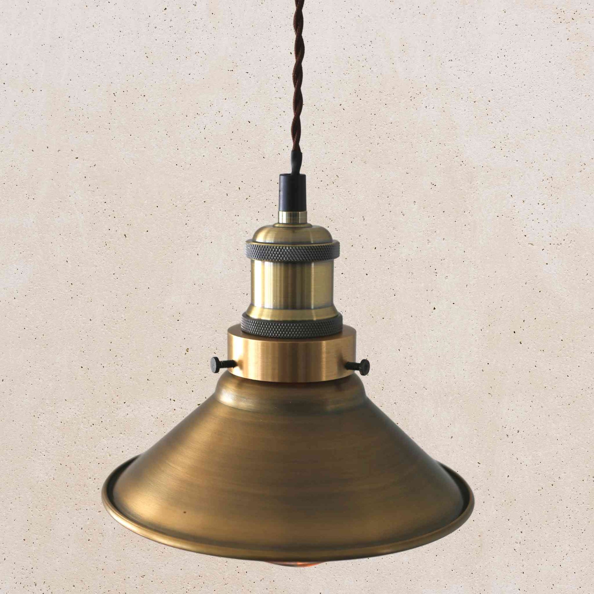 Conical Pendant Light | Elvivo